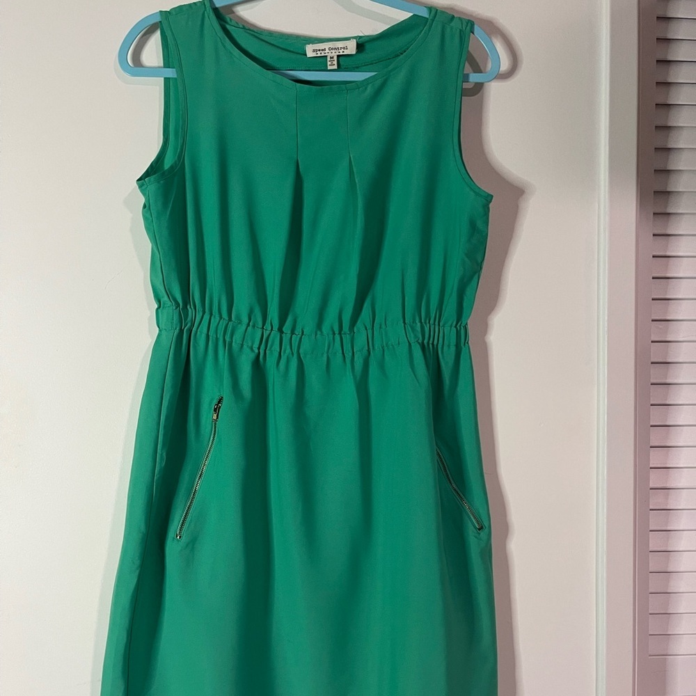 Speed Control Vibrant Green Midi Dress